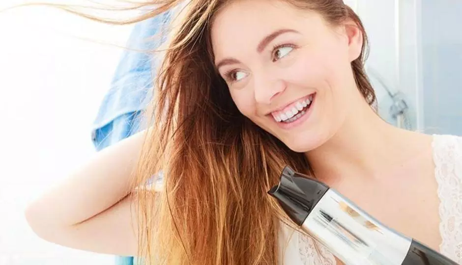 5 Ways You May Be Inadvertently Hurting Your Hair
